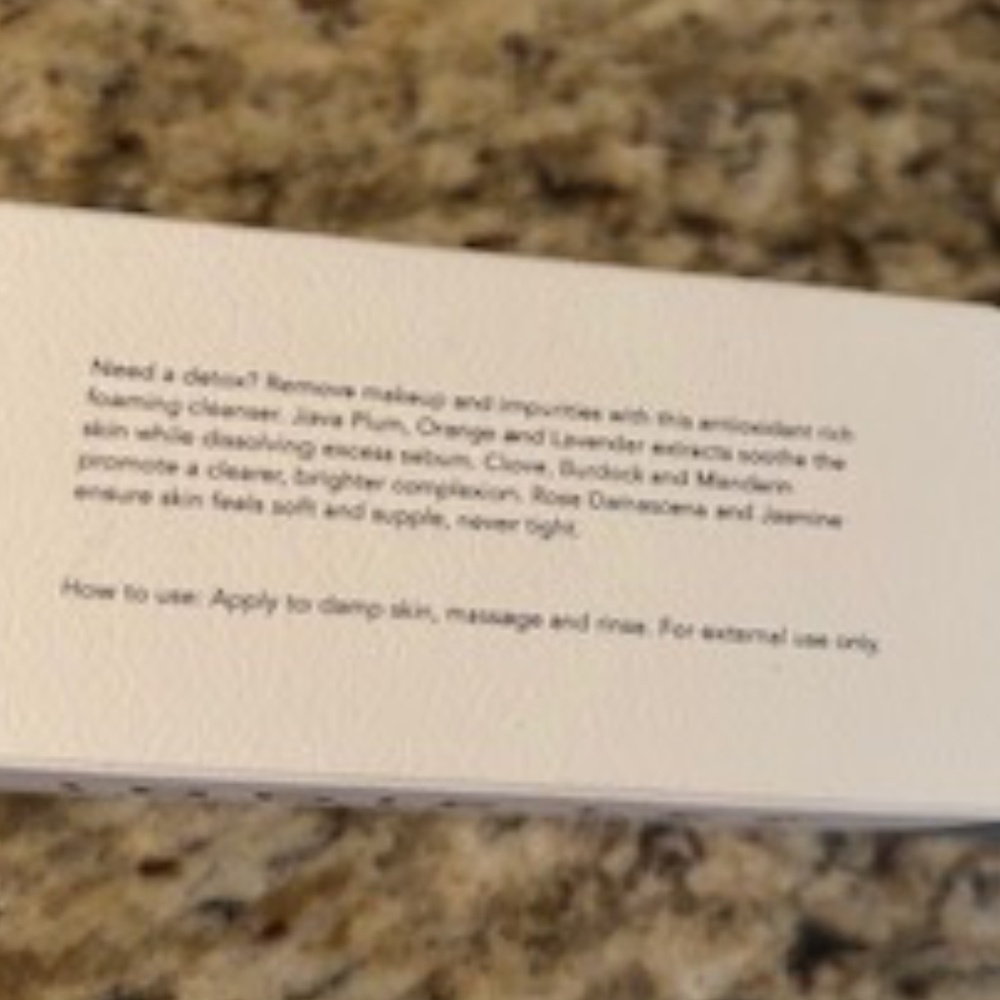 Indie Lee Purifying Face Wash *NEW* - Picture 5 of 9